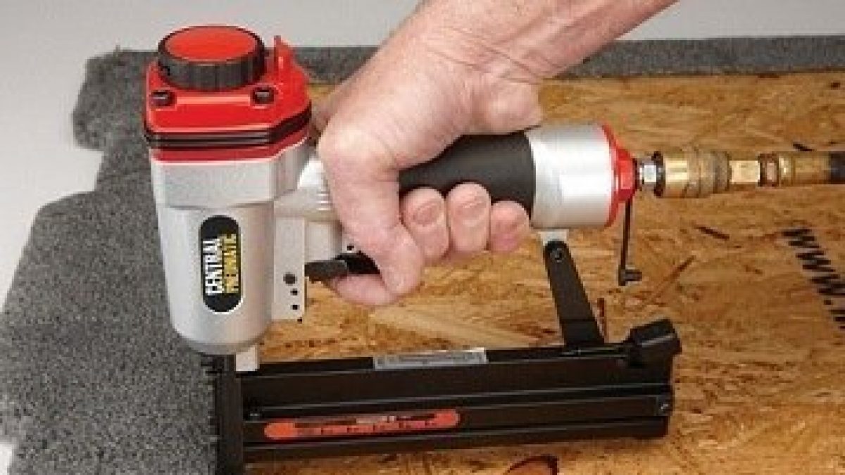 used air staple gun