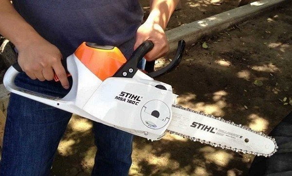 Cordless Electric Chainsaw