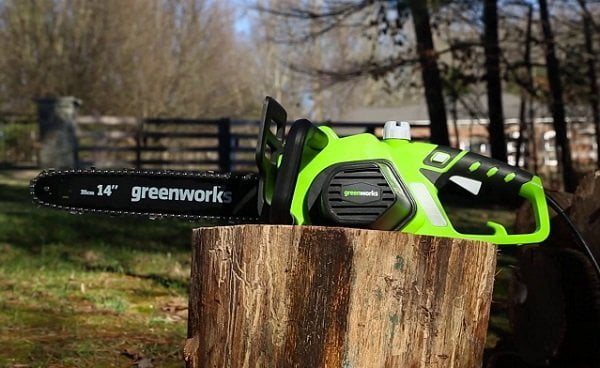 How to Buy the Best Chainsaw