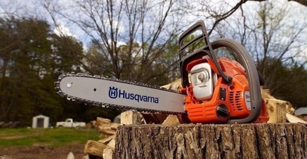 10 Best Husqvarna Chainsaws of 2022 – Reviews & Buying Guide