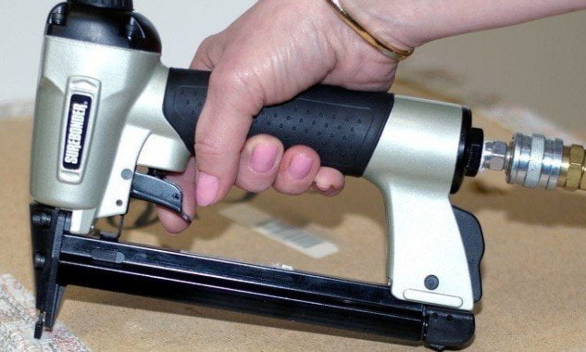 staple gun for upholstery walmart