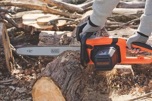 How to Buy the Best Electric Chainsaws
