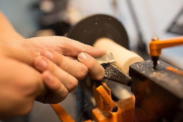 How to Buy the Best Small Wood Lathe