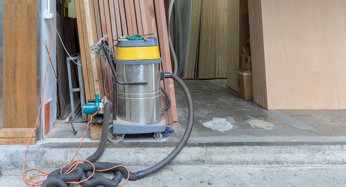 Dust Extractor Vs. Shop Vac Learn the Differences